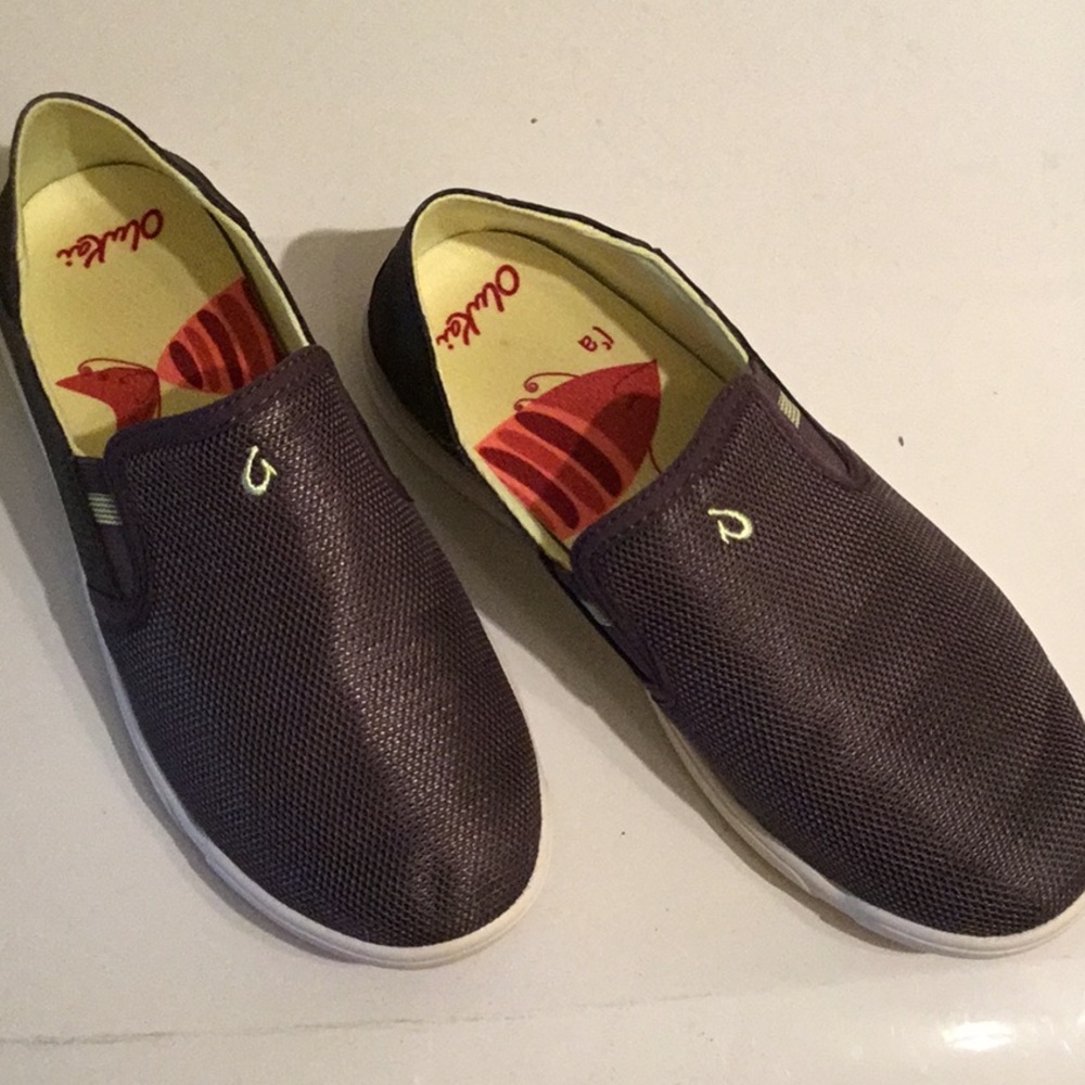 Olukai kids slip on mesh shoes grey